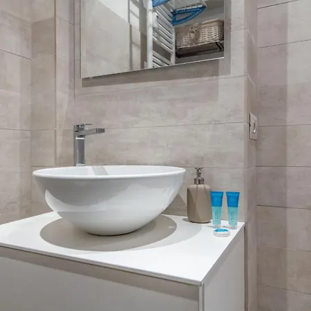 Apartment Easylife - Coccole E Comfort - Bilocale Caldo Ed Accogliente A Due Passi Dai Navigli E Metro Milan
