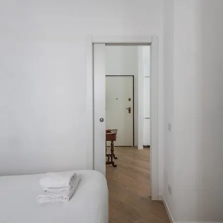 Apartment Easylife - Coccole E Comfort - Bilocale Caldo Ed Accogliente A Due Passi Dai Navigli E Metro Milan